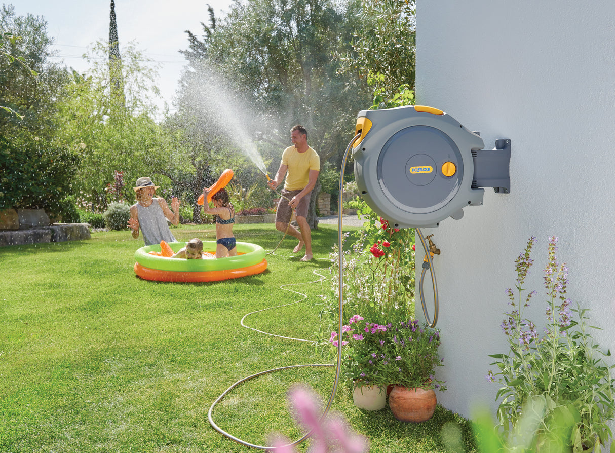 Hozelock Auto Reel 25m - Schlauchtrommel mit Aufrollautomatik