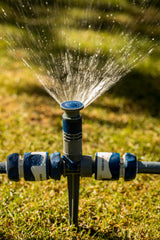 Siro Soft Sprinkler mit Erdspieß